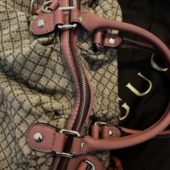 Gucci monogram use like 5 times.. like new - Picture 2 of 10